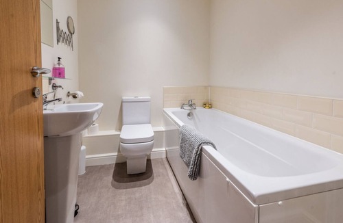 Wakefield Apartment | Self-Contained Two Bedroom Suite with Secure Parking