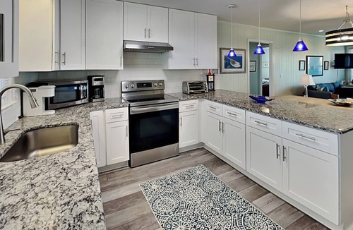 Topsail Beach House | Sellers | Canal Front + Pet Friendly!