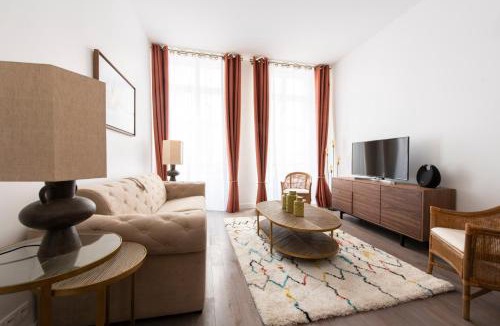 Saint-Merri Apartment | Semaphore