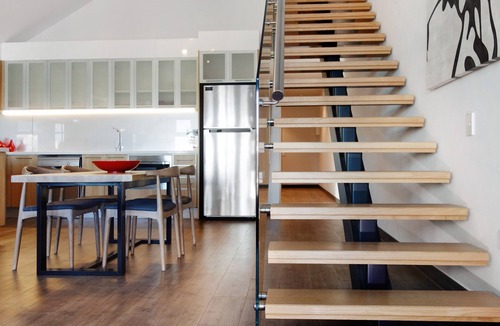 Semaphore Hotel | Semaphore Splash Apartments