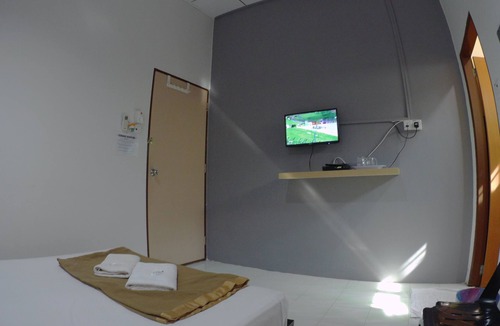 Dungun Hotel | Semarak Beach Inn