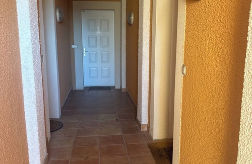 Saint-Bonnet-de-Mure House | Semi-detached house