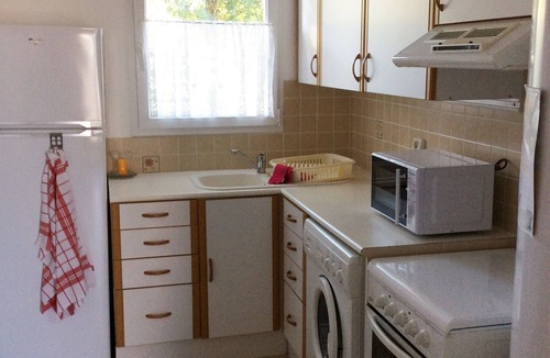 Angles Cottage | Semi-detached cottage with heated pool 5 km from the beach