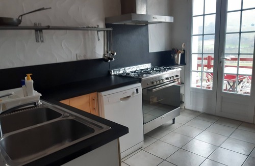 Itxassou Cottage | SEMI-DETACHED GITE SLEEPS 12