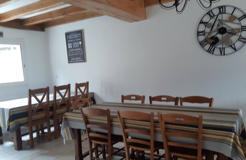 Itxassou Cottage | SEMI-DETACHED GITE SLEEPS 12