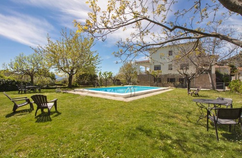 Piedralaves Apartment | Semi detached houses with swimming pool and barbecues