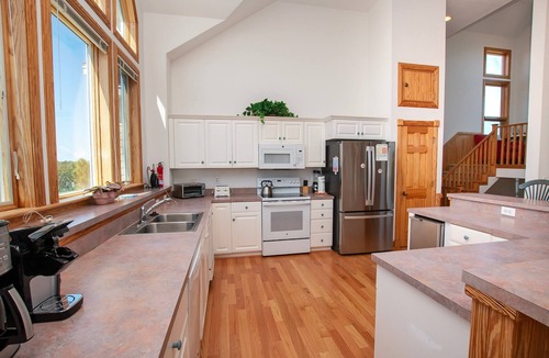 Pine Island House | Semi-Oceanfront, Pool, Hot Tub, Close to beach! PI145, Four Seasons