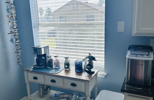 Leeward Sands House | Semi Private Pool <> Large Fenced Yard <> 2 bdrm - 2 bath