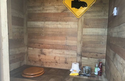 Champion Cabin | Semi-rustic on a quiet lake
