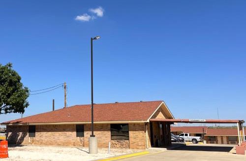 Seminole Hotel | Seminole Inn Near New Mexico Hwy 62