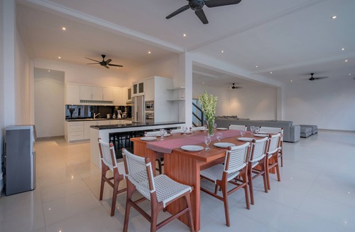Dyanapura Villa | SEMINYAK, 10 BDR, BEACHSIDE, GREAT INCLUSIONS