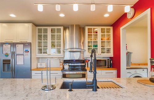 Romulus Cottage | Seneca Knoll:"Gorgeous Custom-built Home with Seneca Lake Views"