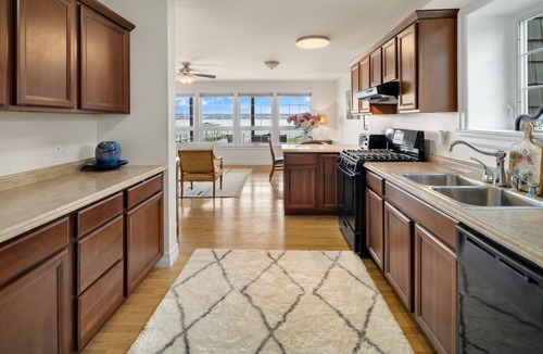 Romulus Apartment | Seneca Lake-Beautiful Waterfront-Private Dock- 7BR/5BA near Sampson State Park