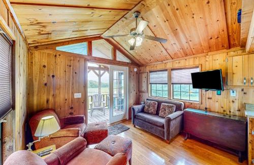 Hector House | Seneca Lake Serenity