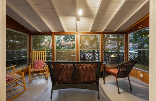 Valois House | Seneca Lake Waterfront Cottage with Hot Tub on Finger Lakes Wine Trail