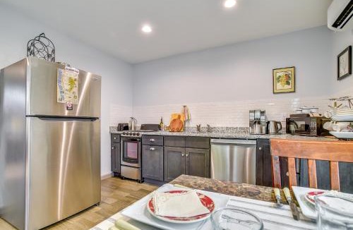 Valois Apartment | Seneca Lake Wine Trail Studio w/Balcony & Views!
