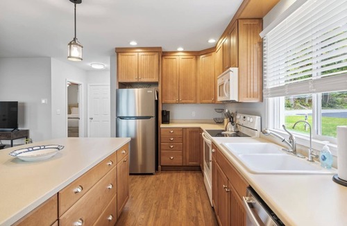 Town of Torrey House | Seneca Lakefront | FLX Getaway | Private Dock