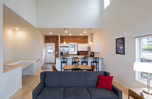 Town of Reading House | Seneca Sunset Vacation Rental - Walking to Watkins Glen Attractions