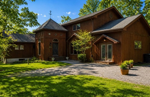 Geneva House | Seneca Wine Trail | Lakefront | Hot Tub | Dock
