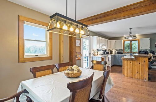 Valois House | Seneca Wine Trail | Pool | Hot Tub | Outdoor Bar