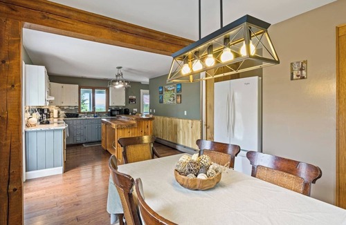 Valois House | Seneca Wine Trail | Pool | Hot Tub | Outdoor Bar