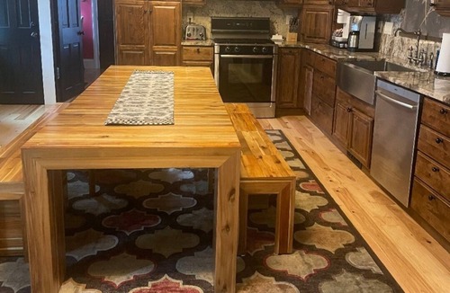 Seneca Falls House | Seneca Wine Trail | Near Seneca & Cayuga Lake