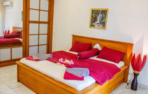 Senggigi Apartment | Senggigi Homes & Apartments & Hotel