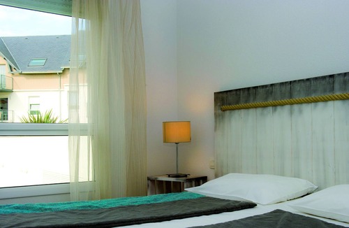 Casteljau Apartment | Sensational Residence Lou Castel sleeps 2 Pmr