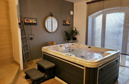 Varetz House | SensAura