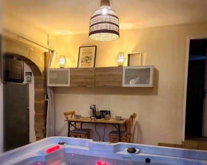 Varetz House | SensAura