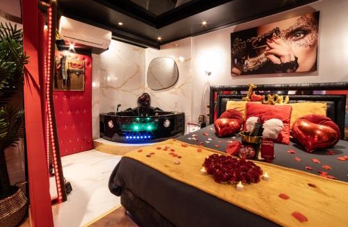 Poincare - Foch - Anatole France - Croix de Bourgogne Apartment | Sensual Room Love Room Nancy Sauna Double Douche