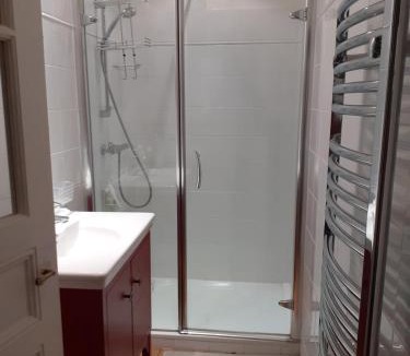 Saint-Genis Bed & Breakfast | SENTIMIR
