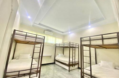 Padang Hostel | Sentosa Lodge