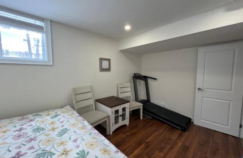 The Peanut House | separate Suite Near Transit - Private Stay in Toronto Registration number STR-2503-FSHPPQ