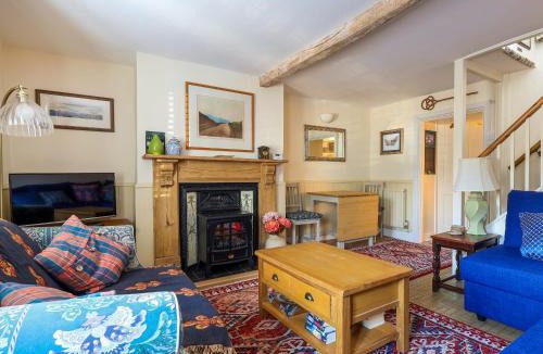 Lechlade House | September Cottage