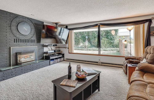 Sequim House | Sequim Vacation Rental w/ Private Pool & Fire Pit!