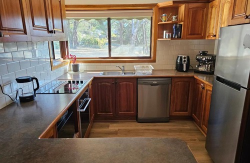 Hepburn House | Sequoia Lane