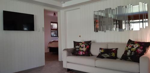 New Plymouth Bed & Breakfast | Sequoia Steps