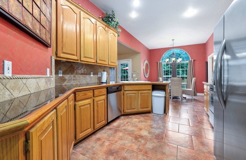Fayetteville House | Sequoyah Meadows - 13 min to U of A & Pet Friendly