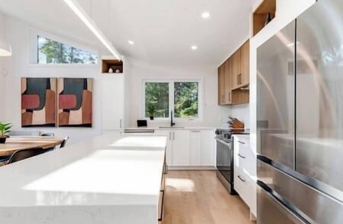 Lac-Swell House | Serene Val Amico | Spa | Fireplace | Lake Access