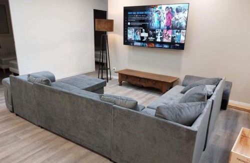 Saint-Etienne-du-Rouvray Apartment | SER LOFT 8 Grand appartement 12 chambres idéal groupes pros et familles