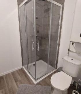 Saint-Etienne-du-Rouvray Apartment | SER3 F2 avec wifi et parking
