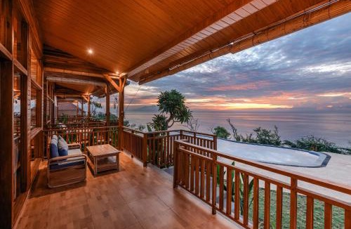 Seraya House | Seraya Cove Estate by Manara