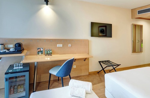 Sant Just Desvern Hotel | Sercotel Porta Barcelona