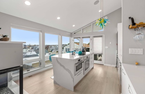 Salisbury Condo | Serendipity Beach Retreat | Penthouse | Ocean View