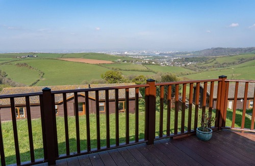 Saint John Ski Chalet | Serendipity Lodge