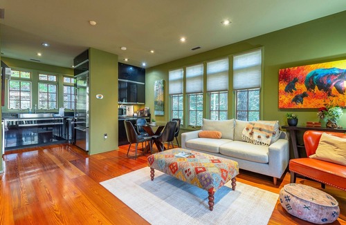 Cheshire House | Serendipity Treehaus | Chic Cheshire Village Home 1 Mile from Black Mtn