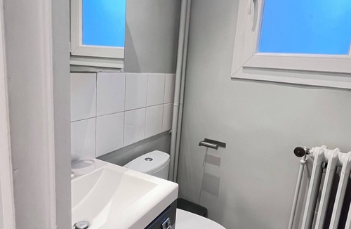 Republique–Point-du-Jour Apartment | Serene 1-bedroom apartment in Boulogne-Billancourt perfect for relaxing