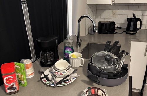 Halton Regional Municipality Apartment | Serene 1-bedroom apartment with AC in charming Milton
