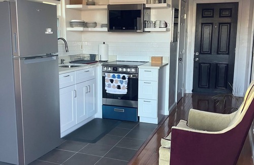 Kenner - Louis Armstrong International Airport House | Serene 1-bedroom bungalow with AC in charming Kenner